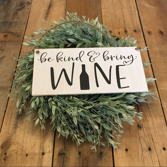 🛒2/$30!🛒 Be Kind - Wood Painted Sign - Picture 2 of 3